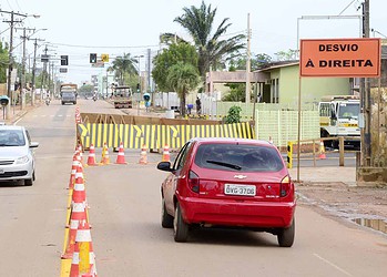 Avenida Getúlio Vargas tem desvio nas proximidades da PGE