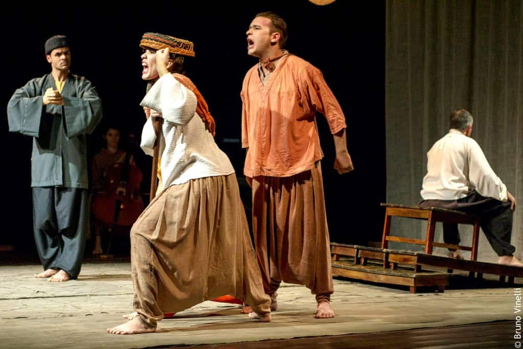 ‘Deus da Fortuna’ se apresenta no Palco Giratório do Sesc 2 Entrada para o espetáculo valerá um litro de leite