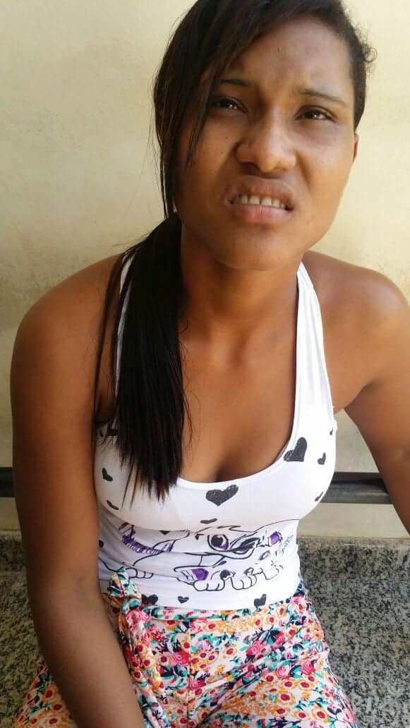 Jovem é detida ao tentar entrar em Penitenciária com Celular na Vagina 2