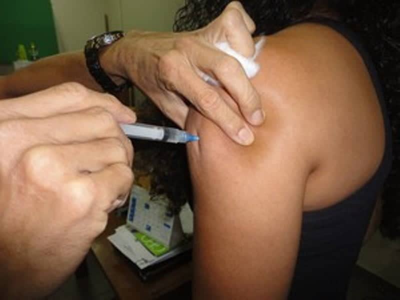 Campanha contra HPV atinge apenas 6% da meta e é prorrogada no Acre 2 Campanha acabaria nesta terça, mas foi prorrogada