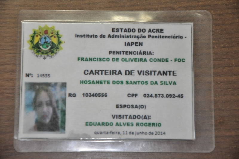 Mulher é detida ao tentar entrar em presídio com carteira de visita falsa
