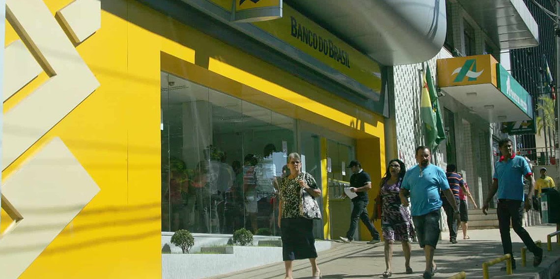 Bancos entram em greve na terça-feira, 30