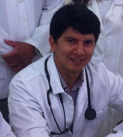  Nova geração da FPA, o médico infectologista, Jenilson Leite, candidato a deputado estadual pela coligação PCdoB/PTB vem demonstrando força na disputa de uma vaga na Aleac e apresentando-se como uma nova liderança carismática  e promissora dentro do PCdoB e da FPA. As avaliações dizem que mesmo disputando com dois candidatos já com mandatos, o mesmo pode surpreender e ficar com a primeira vaga dentro da coligação. É sangue novo na política acreana. Ele merece!