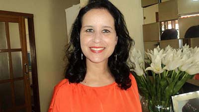 OLHEIRAS 1 ANIVERSÁRIO - Na segunda, a simpática Katiucya Moura trocou de idade e recebeu o carinho da sua legião de amigos. Parabéns querida!