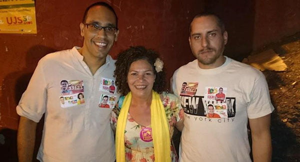 FLASH - Sérgio de Carvalho e Marcelo Cordero ultimam os preparativos para o Festival Pachamama, que acontecerá de 9 a 15 de novembro. E nas andanças da dupla, o registro de uma das apoiadoras do evento na região, Perpétua Almeida.