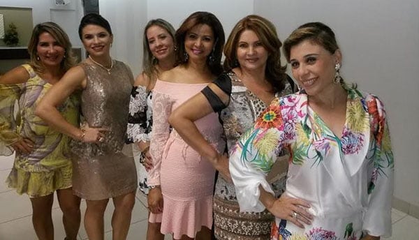 Zeneide Diógenes, Leane Teles, Leoneide Coelho, Simone Felix, Margarete Silva e Patrícia Mesquita, time de poderosas  no jantar da Federação do Comércio.