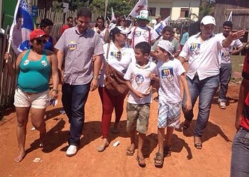 Gladson prestigia comício em Plácido e garante mandato participativo no Senado