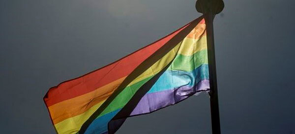 Disque 100 recebe mais denúncias de homofobia em quatro dias que em três anos