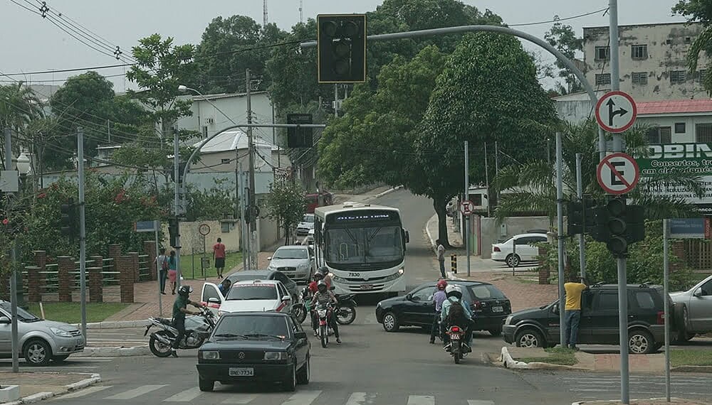 Apagão interferiu no trânsito da cidade