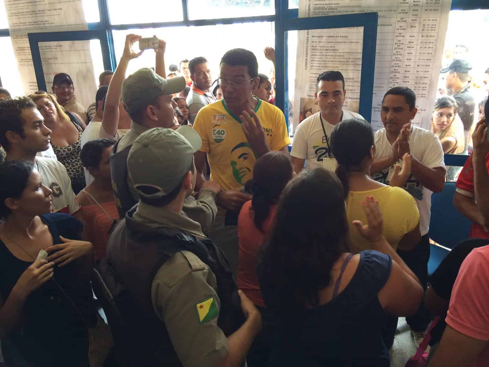 Biometria - Confusão e demora na fila - FOTO Brenna Amâncio 4