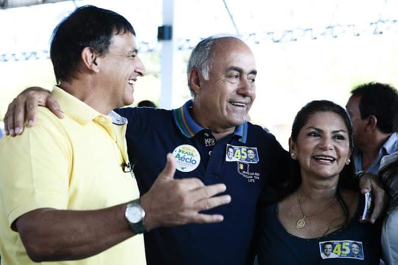 Marcio Bittar com Bocalom e Antônia Sales em comício
