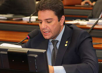 Documento foi favorável ao deputado Gladson Cameli