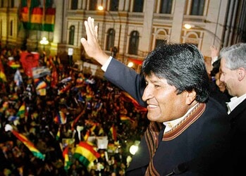 Evo Morales é reeleito para 3º mandato como presidente da Bolívia