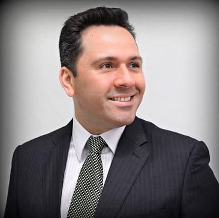 VITÓRIA -  Pela primeira como candidato na política acreana, jornalista Alan Rick foi eleito deputado federal e já sonha com uma carreira promissora. Parabéns querido!