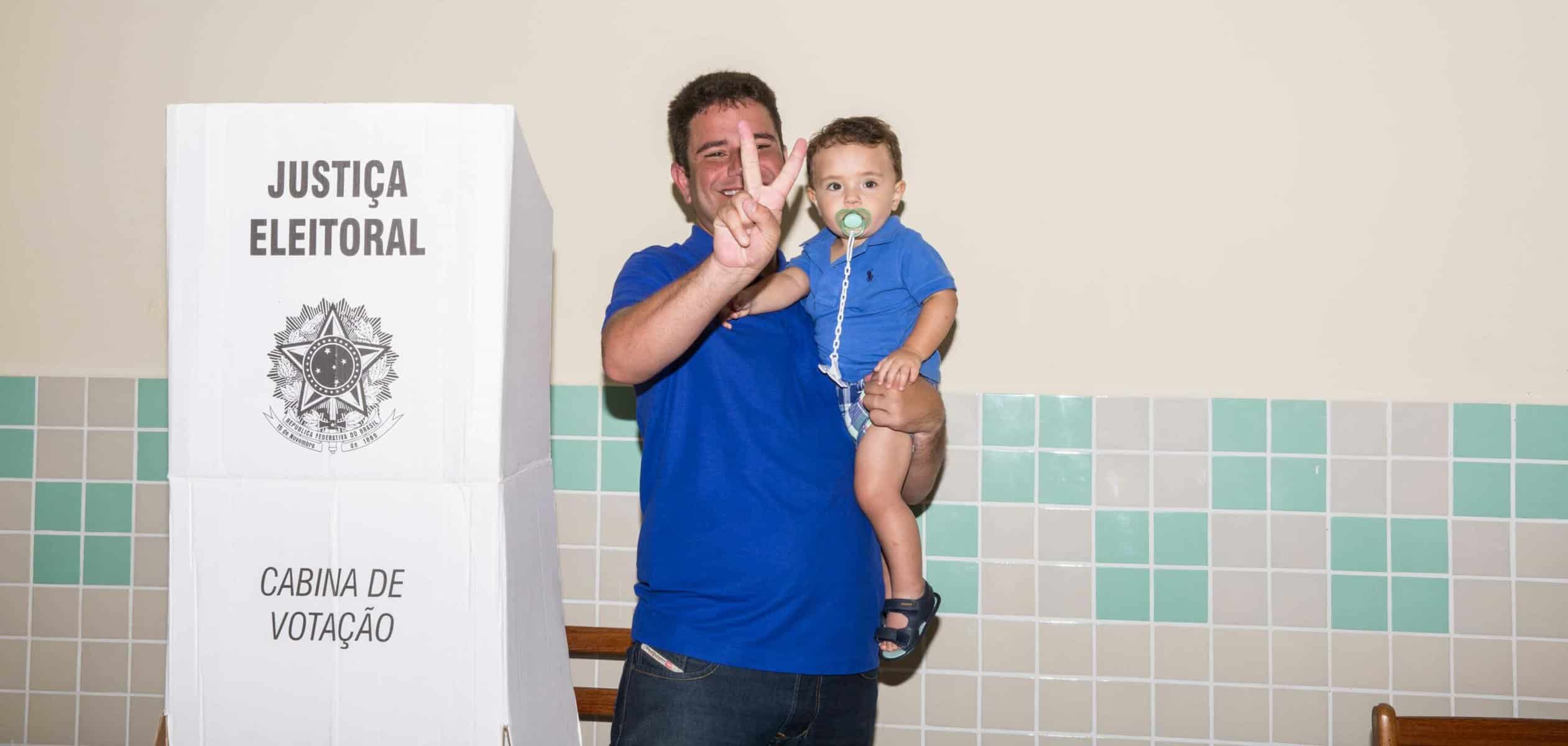 Gladson Cameli_111_Votação em Cruzeiro do Sul  05.10.14-5761