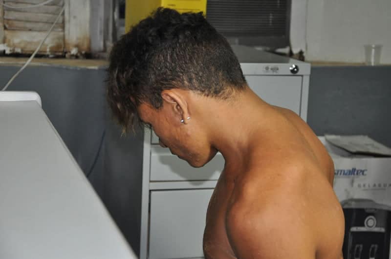 Artur  Rodrigues estava armado com uma faca quando foi preso