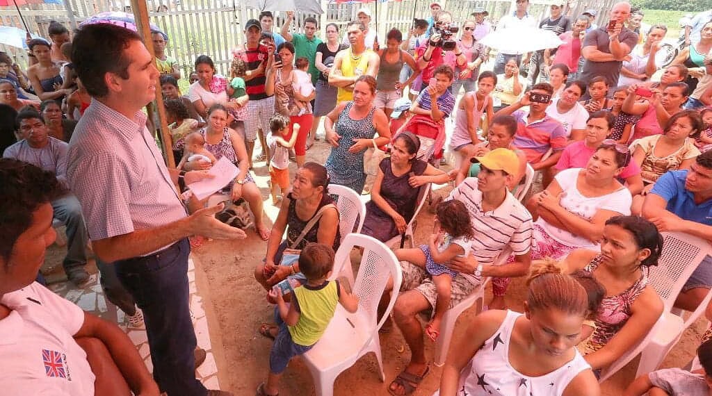 Prefeito Marcus Alexandre se reuniu com a comunidade local, ontem de manhã