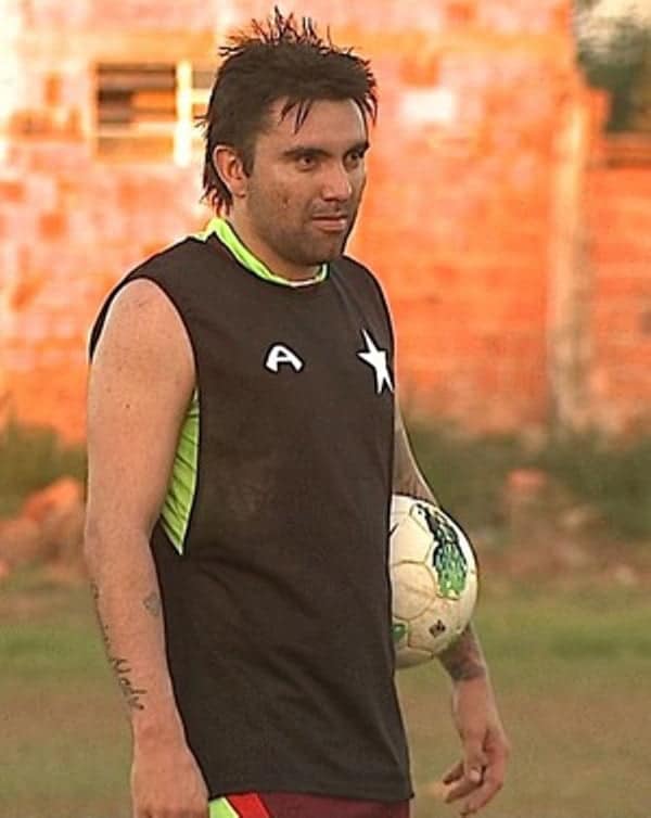 Cauê, agora ex-Rio Branco, vai defender time de Brasília 