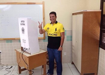 Gladson Cameli votou em Cruzeiro do Sul