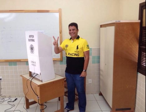 Gladson Cameli votou em Cruzeiro do Sul