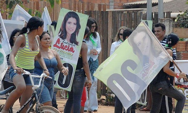 Bandeiraços continuam proibidos no segundo turno das eleições 2014