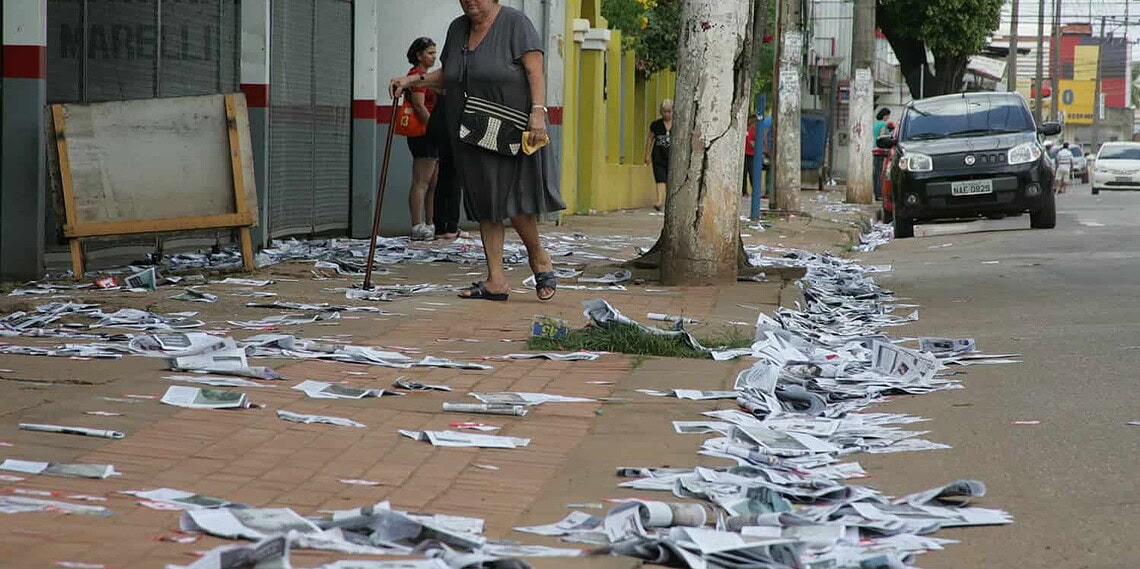 PT e PSDB foram multados em R$ 100 mil por lixo eleitoral
