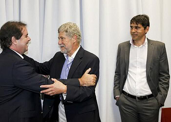 Governador Tião Viana ao lado de Guilherme Lacerda em reunião no Acre em 2012