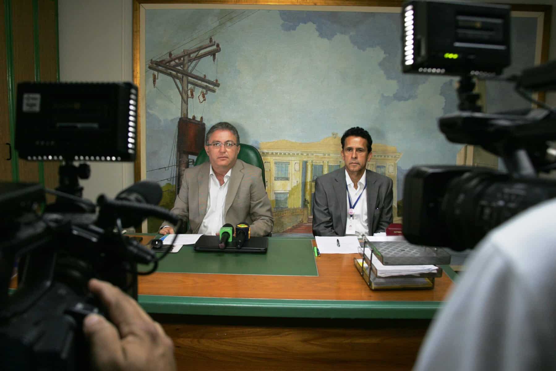 Em campanha, Eletrobras Acre oferece até 50% de desconto a endividados 2 Desconto vale para contas vencidas e não pagas desde o último domingo, dia 2 para os dias anteriores