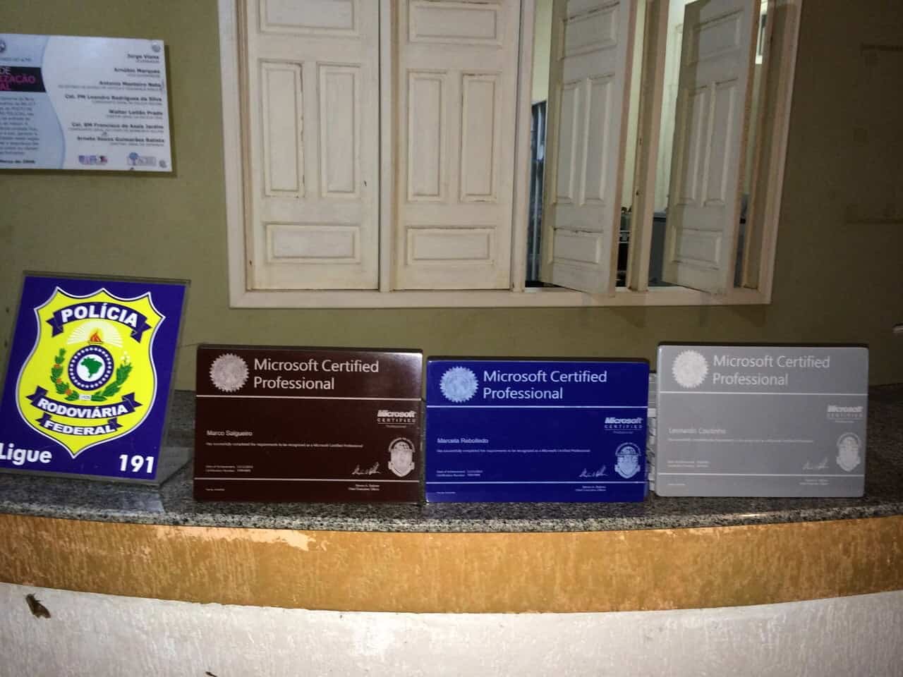 Equatoriano é preso na BR 317 pela Polícia Rodoviária Federal com 30 Kg de cocaína em acrílico 2