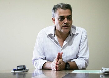 Conselho alerta sobre o risco da ‘retirada’ do farmacêutico das farmácias