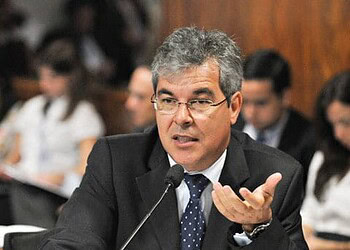 Durante o encontro, Jorge Viana apresentou projetos