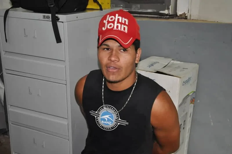 Joalyson Nascimento, 22, assumiu o porte da arma