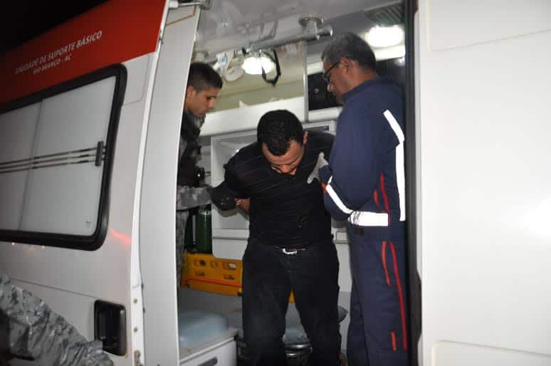 Policial e assaltante ficam feridos durante tentativa de assalto 2