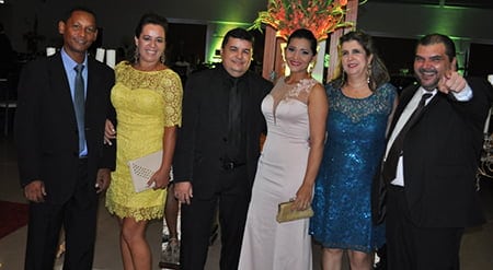 Roberto Vaz celebrando a honraria do AC 24horas