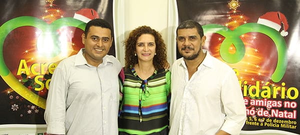 Primeira-dama e coordenadora do Acre Solidário, Marlúcia Cândida, que apoiou o avant premier na noite desta terça, do filme ‘O casamento de Gorete’, com o promotor Moisés Alencastro e o humorista David Medeiros. O longa ‘O casamento de Gorete’ terá estreia nacional no dia 27, deste mês.   