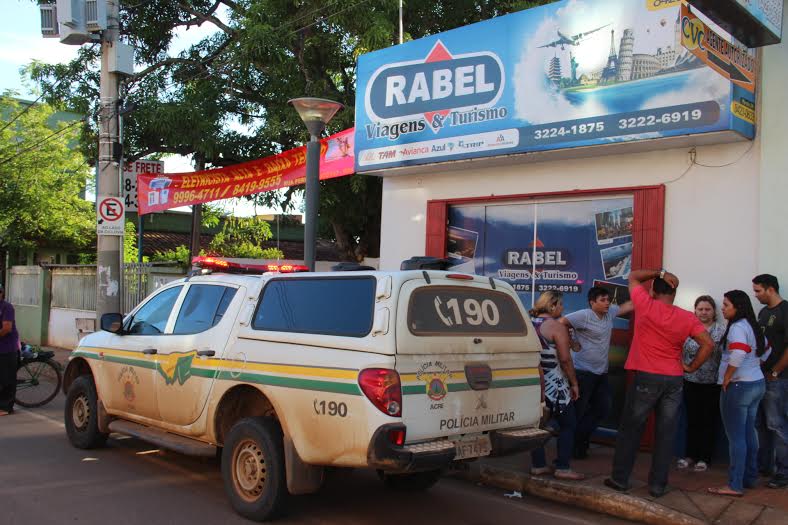 Agência de Viagens no bairro Bosque é assaltada