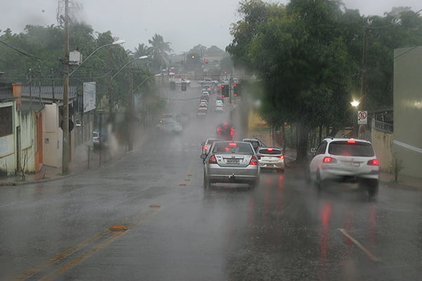 Sipam alerta para risco de temporais nesta quinta-feira (4) no Acre 1 Sipam alerta para risco de temporais nesta quinta-feira (4) no Acre