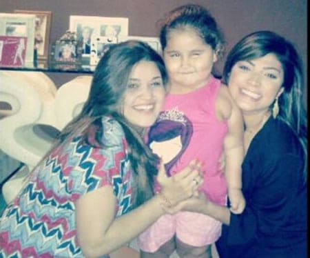 Click das primas Julia, Maria Luiza e Aryana Tavares, esta última que desembarca na terrinha neste sábado para a alegria da mãezona Socorro Tavares.