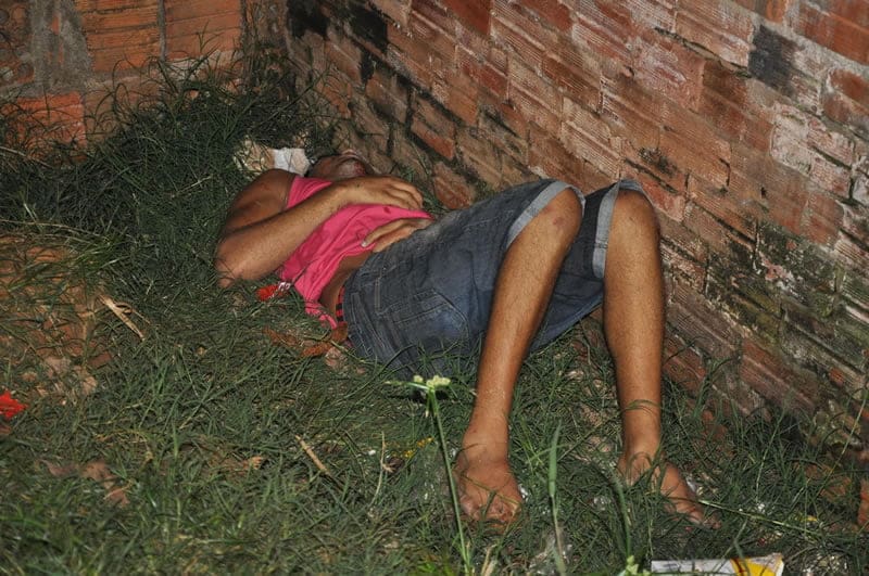 Homem é morto com tiro no pescoço no bairro Wilson Ribeiro 3 - Cópia