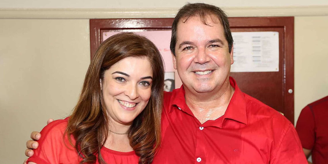 Governador Tião Viana toma posse nos primeiros minutos de 2015