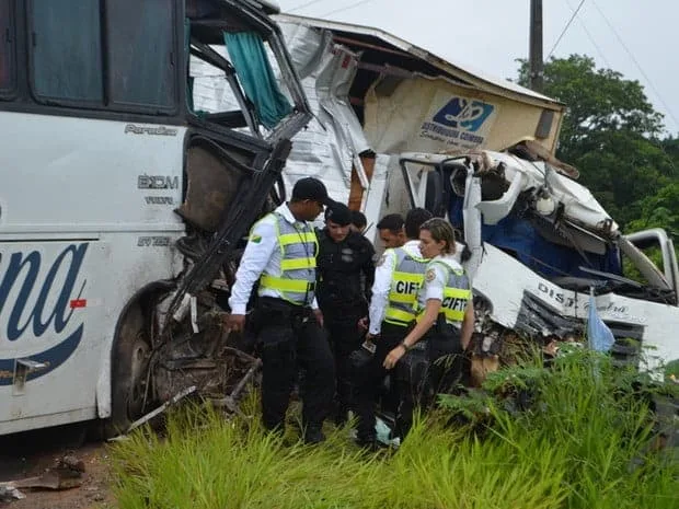 Dois morreram e 6 foram encaminhados ao PS em Cruzeiro do Sul