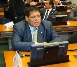 Deputado Flaviano Melo defende que haja eleição dos suplentes de senador