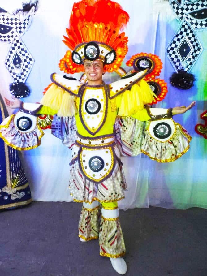 Desfile ocorrerá nos dias 13 e 14 de fevereiro, em Manaus