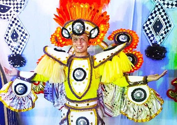 Desfile ocorrerá nos dias 13 e 14 de fevereiro, em Manaus