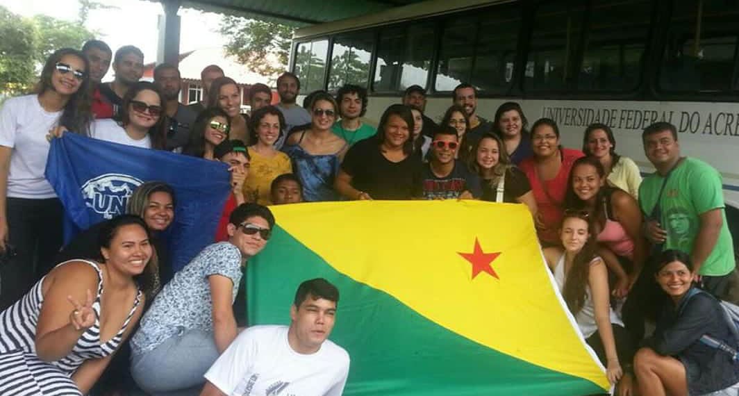 Acadêmicos do Acre seguem para a 9ª Bienal da UNE