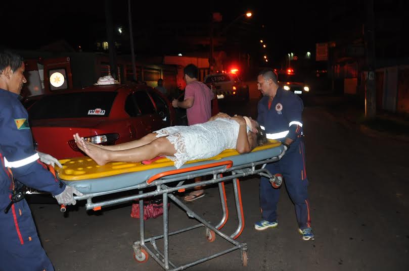 Colisão entre dois veículos deixa uma mulher ferida (4)