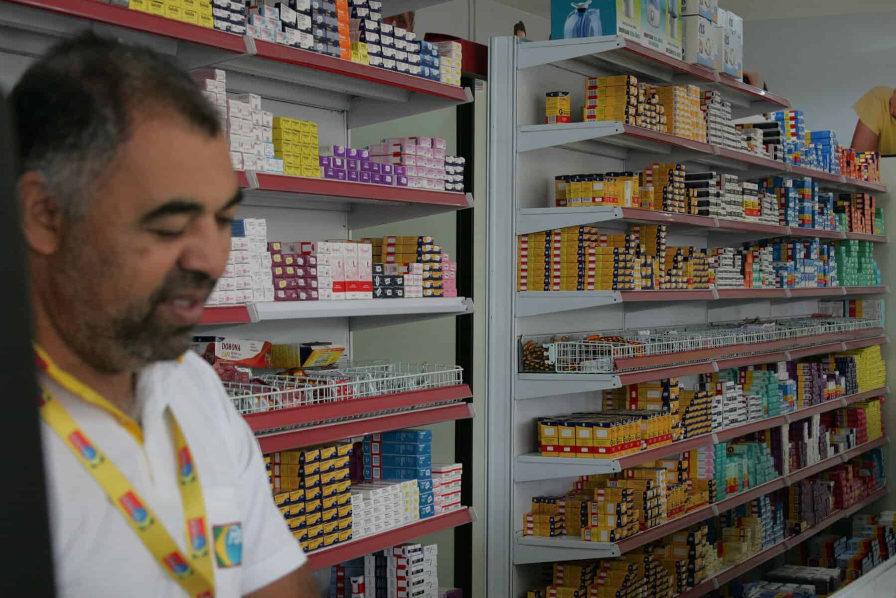 Drogarias de Rio Branco também buscam alternativas para evitar a falta de medicamentos