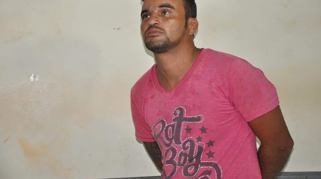 Homem é preso acusado de ameaçar o cunhado com faca 1 Homem é preso acusado de ameaçar o cunhado com faca