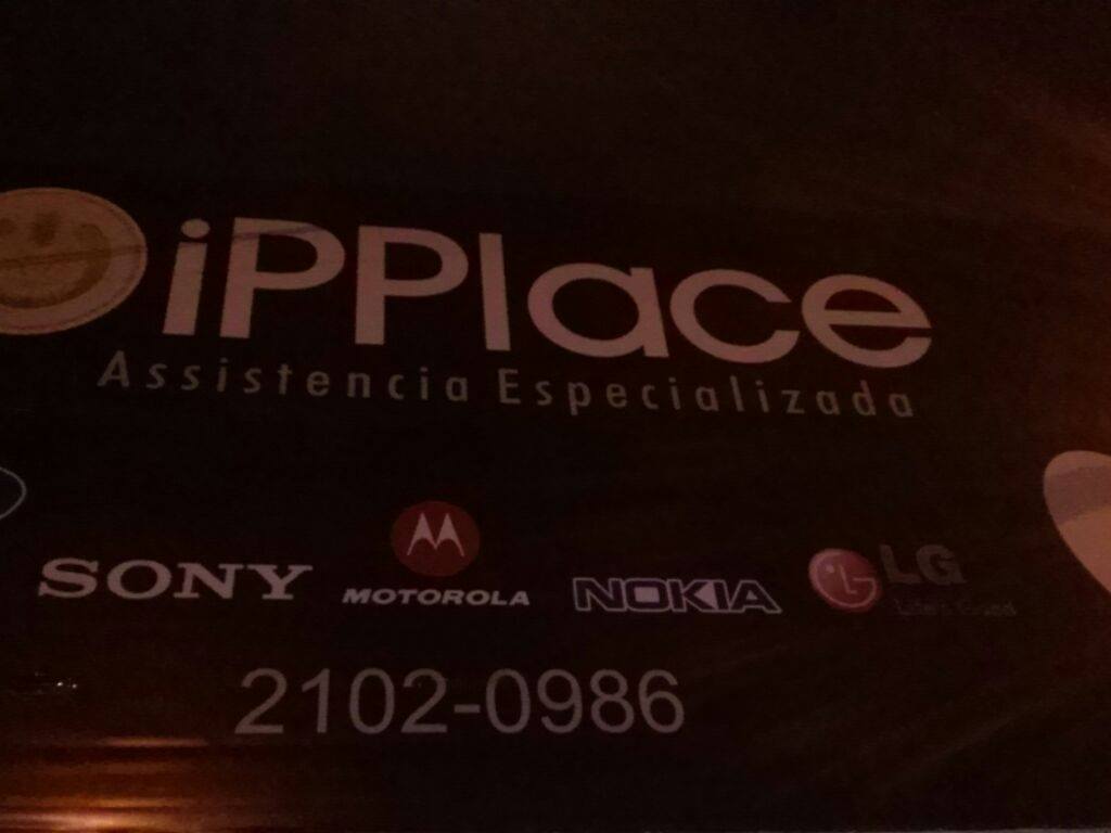 Homem arromba loja de assistência tecnica de celulres no centro da cidade 2