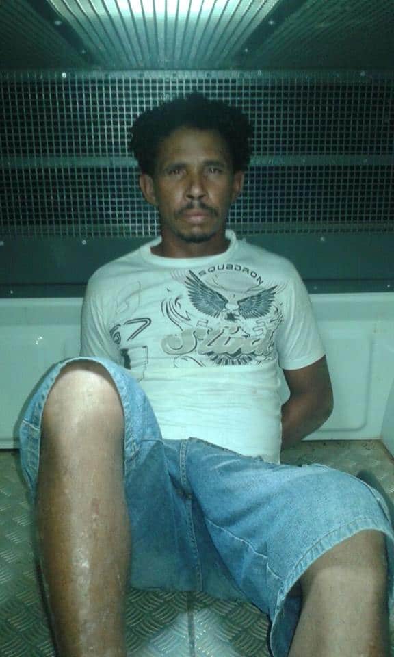 Homem é flagrado estuprando sobrinha de sete anos na Cidade do Povo 2 Homem é flagrado estuprando e ejaculando na boca da sobrinha de sete anos na Cidade do Povo 1